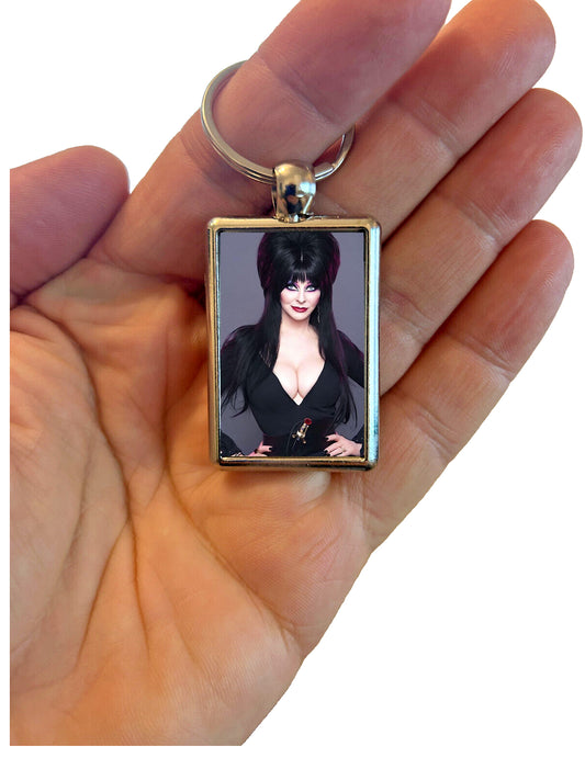 Elvira Keyring | Mistress of the Dark Unpleasant Dreams Metal Keychain, Horror Gift